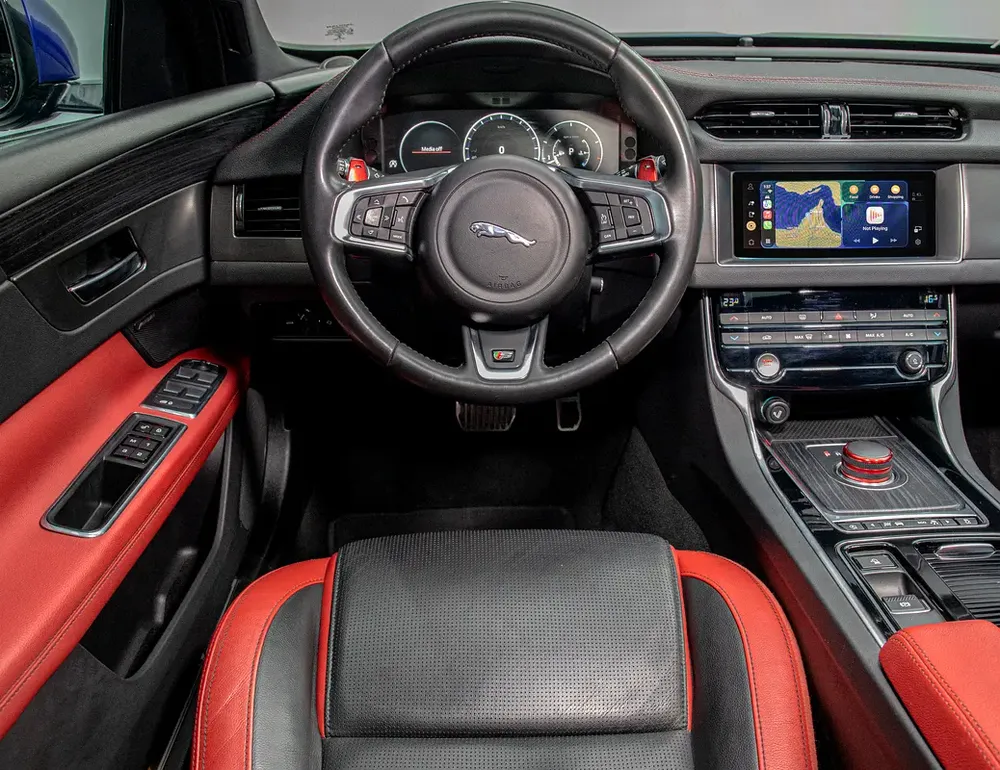 P380 AWD • Warranty + Service Contract Available • GCC - Image 8