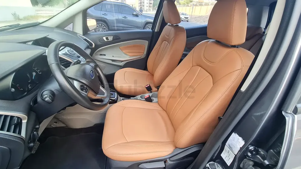 2016 FORD ECOSPORT FORD AL TAYER SERVICE HISTORY BRITISH LADY OWNER LIKE NEW CONDITION - Image 4