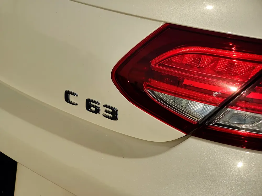 MERCEDES C 63 COUPE AMG 2017 JAPANESE SPECS - Image 16
