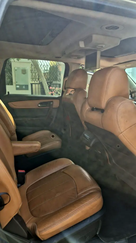 First Owner, Chevrolet Traverse LTZ 2014 | GCC Specs | Well Maintained - Image 7