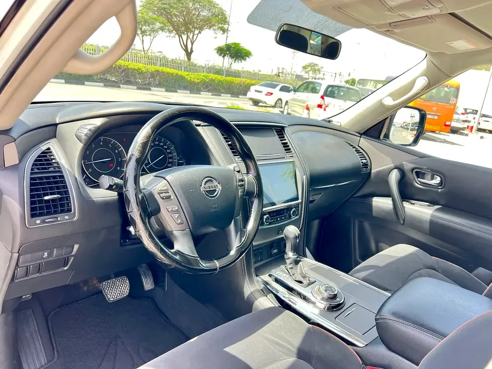 Nissan Patrol SE P2 2019 - GCC Specs - Well Maintained - Image 10