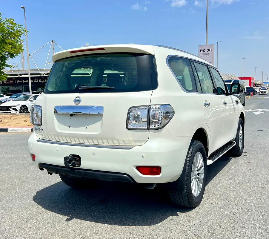 Nissan Patrol SE P2 2019 - GCC Specs - Well Maintained - Image 4