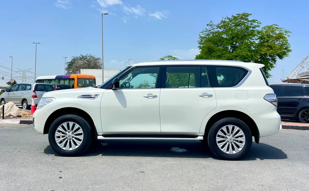 Nissan Patrol SE P2 2019 - GCC Specs - Well Maintained - Image 5