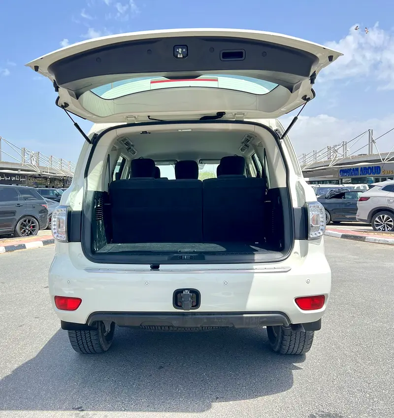 Nissan Patrol SE P2 2019 - GCC Specs - Well Maintained - Image 8