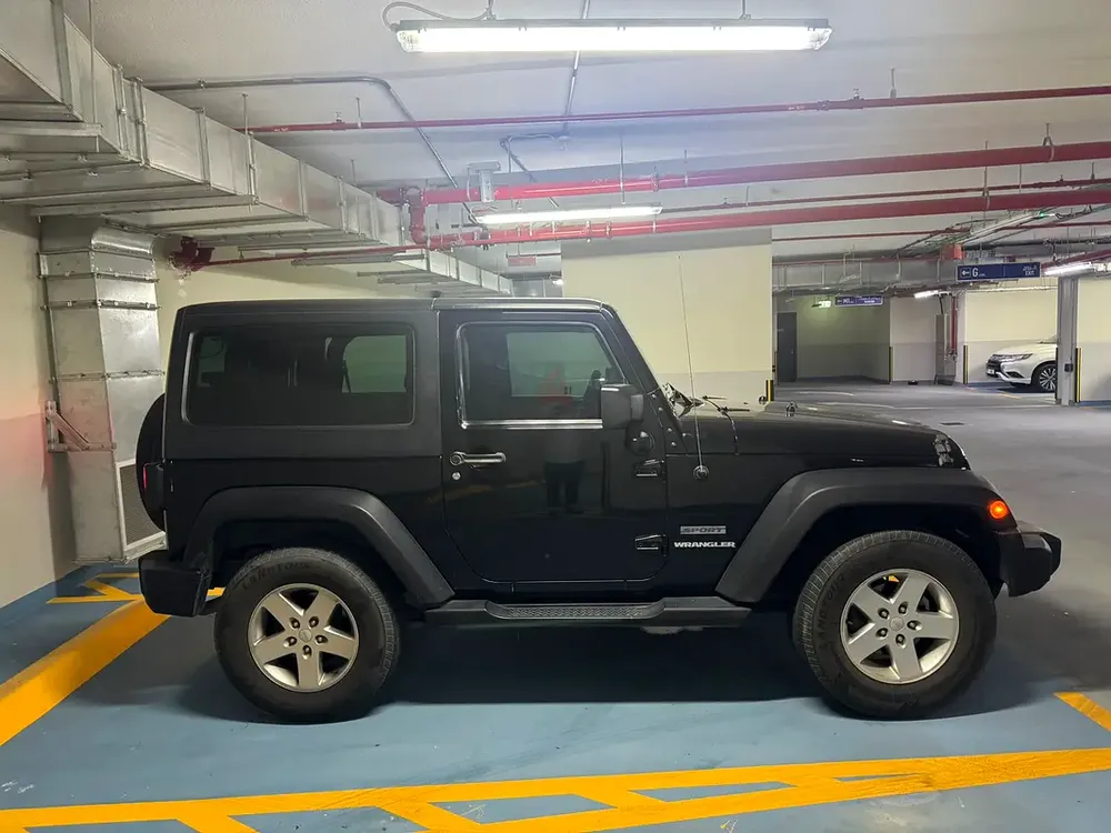 Well-Maintained 2012 Jeep Wrangler Sport - GCC Specs - Image 5