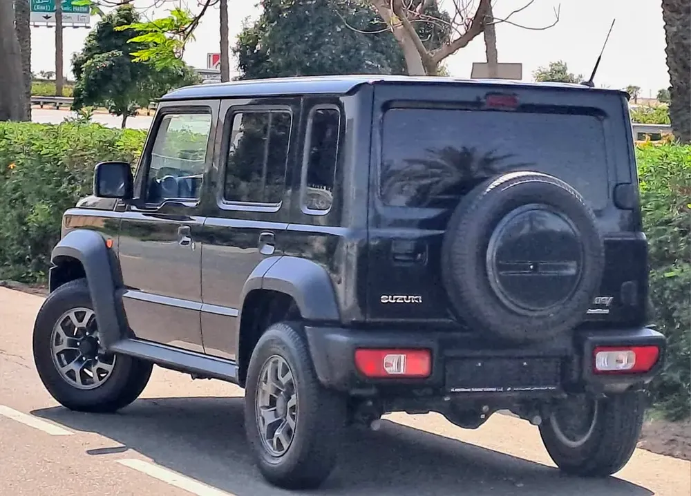 1090-MONTHLY | 1.5 L | 4WD | GCC | CRUISE CONTROL I GPS I ACCIDENT FREE - Image 5