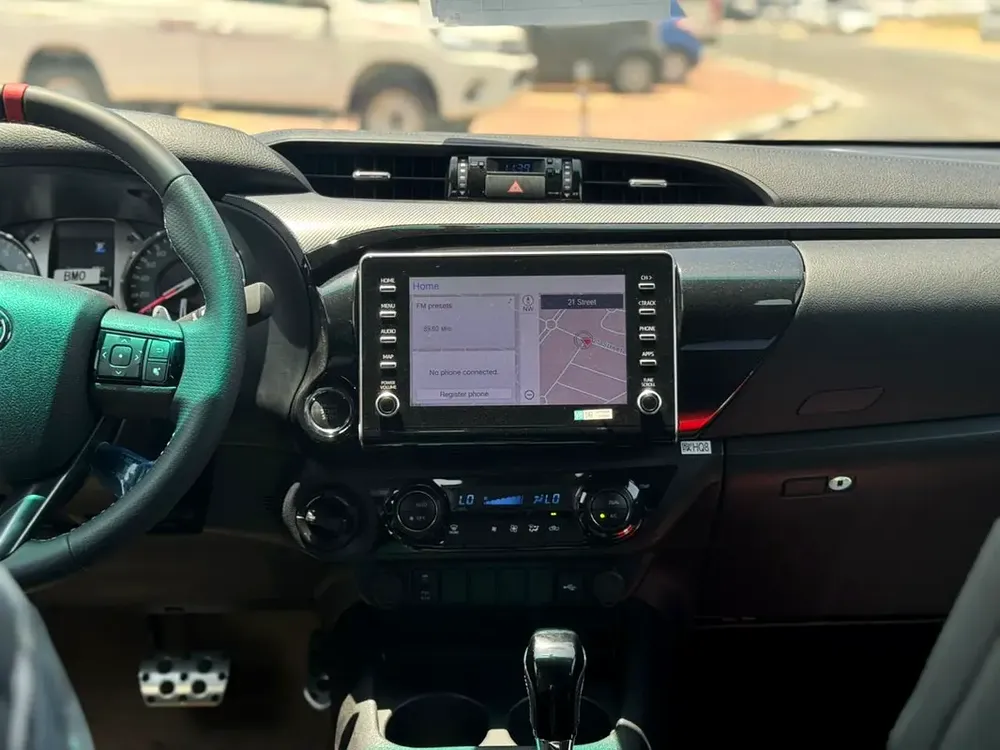 Toyota Hilux GR Sport 2026 GCC Specs - Image 10