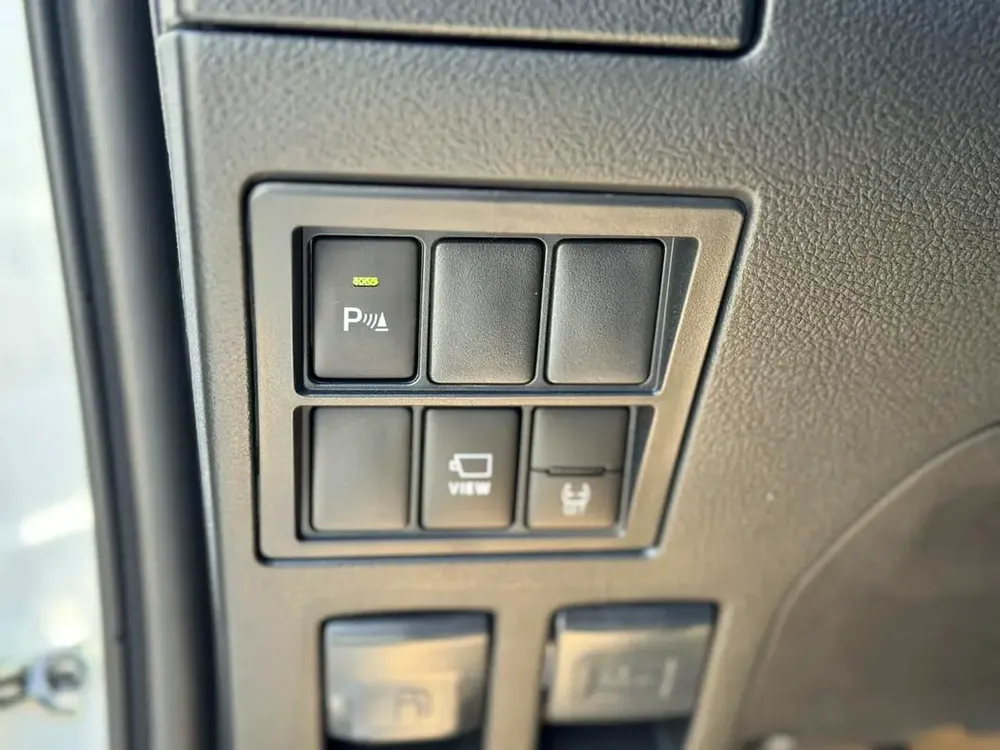 Toyota Hilux GR Sport 2026 GCC Specs - Image 16