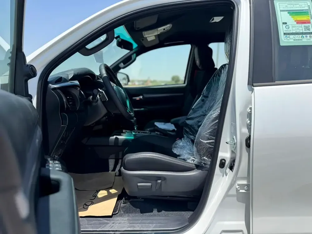 Toyota Hilux GR Sport 2026 GCC Specs - Image 19