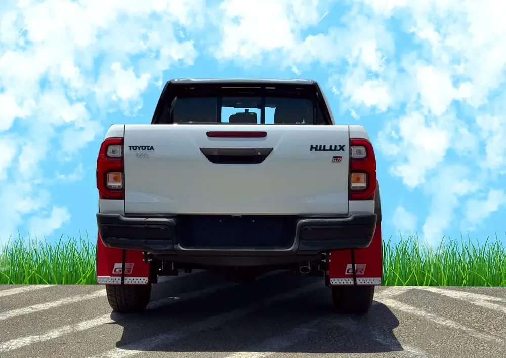 Toyota Hilux GR Sport 2026 GCC Specs - Image 5