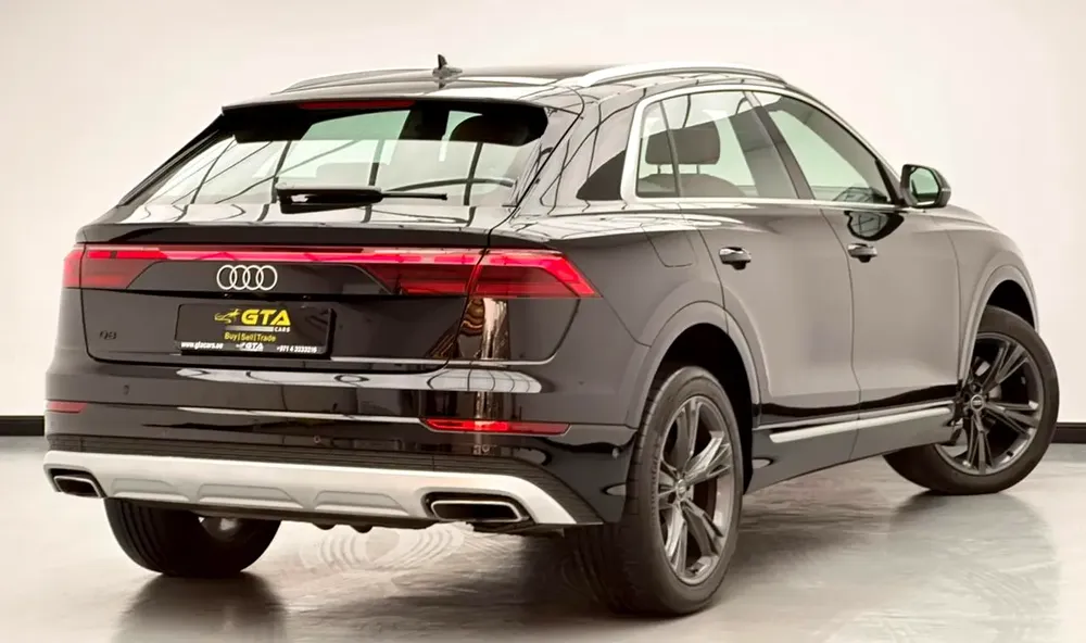 2024 Audi Q8 55 TFSI Quattro, 07/2029 Audi Warranty + Service Pack, Audi Full Service History, GCC - Image 4