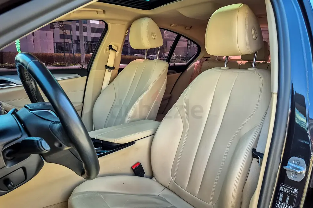 AED 1520/month | 2020 BMW 5-Series 520i | GCC Specs | Ref#412860 - Image 11