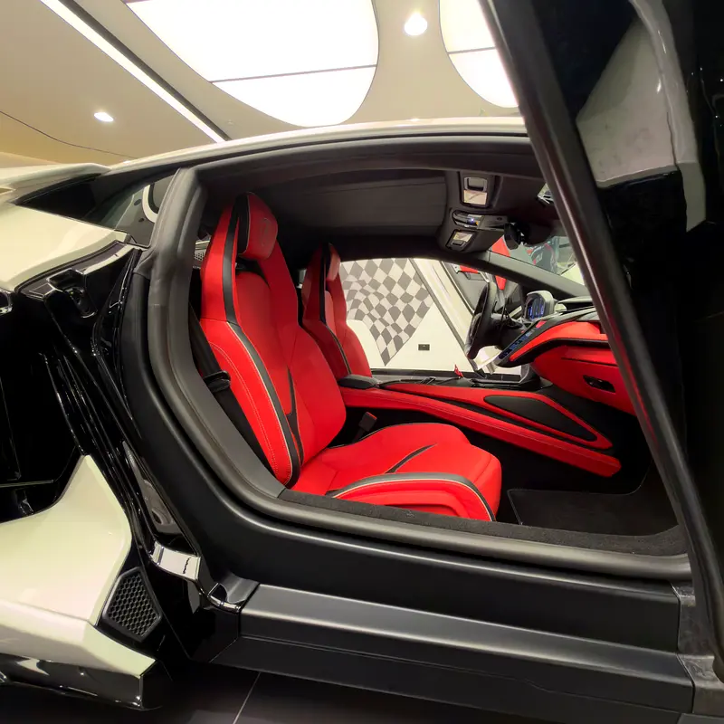 LAMBORGHINI REVUELTO PEARL WHITE - Image 10