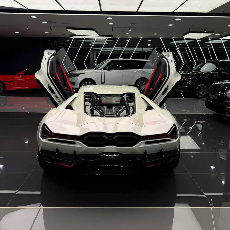 LAMBORGHINI REVUELTO PEARL WHITE - Image 20