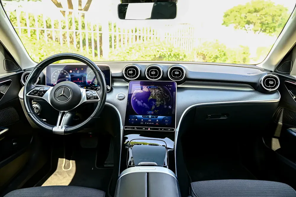 2022 Mercedes C200 Avantgarde - Image 9