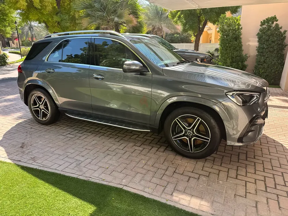 2024 Mercedes-Benz GLE 450 4Matic | GCC Specs | Like New - Image 4