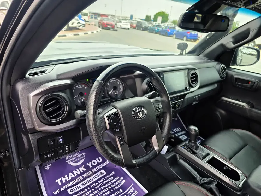 2023 Toyota Tacoma TRD Off Road 4x4 AWD - 3.0L V6 Push Start with Diff Lock and Radar - Image 10