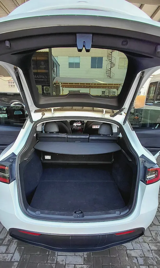 Tesla Model Y 2023 Long Range GCC Specs - Image 6