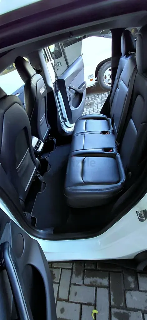 Tesla Model Y 2023 Long Range GCC Specs - Image 9