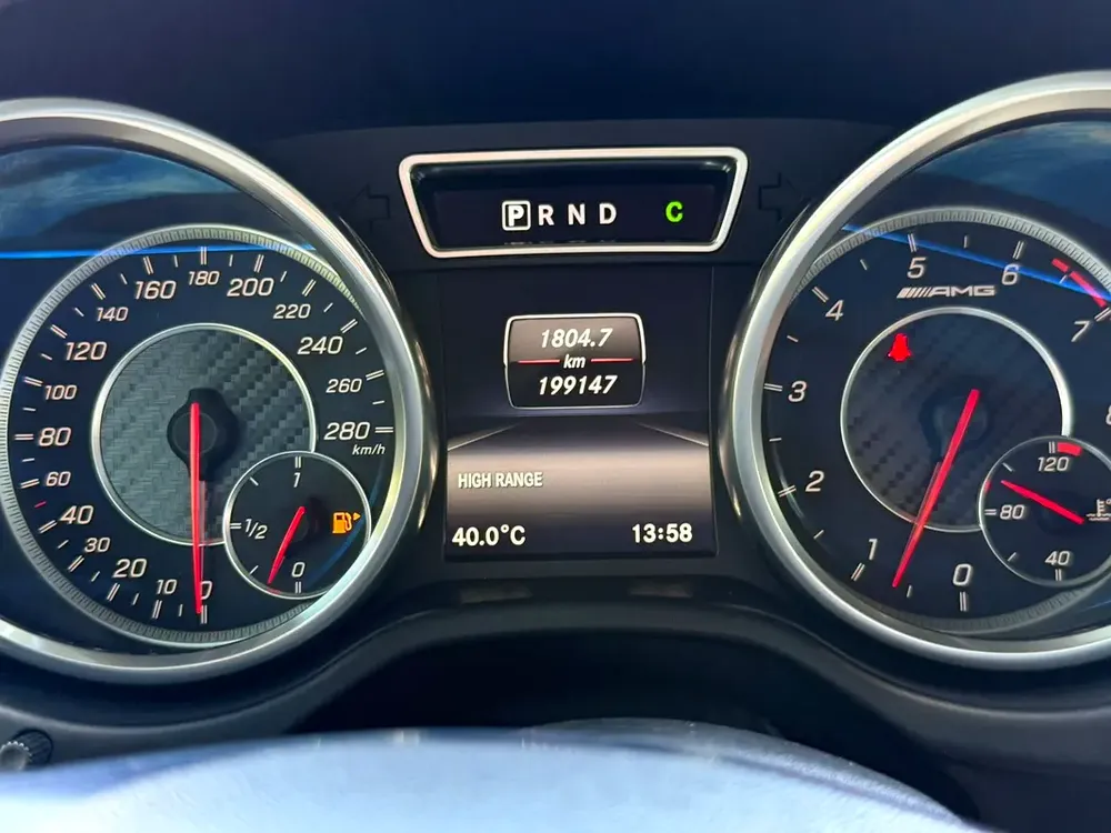 Mercedes-Benz G63 AMG 2016 | GCC Specs | No Accident | No Paint | Pristine Condition - Image 11