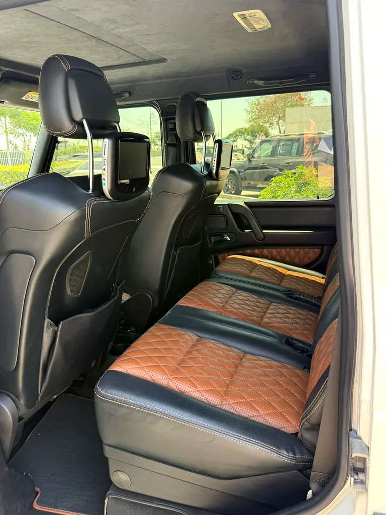 Mercedes-Benz G63 AMG 2016 | GCC Specs | No Accident | No Paint | Pristine Condition - Image 13