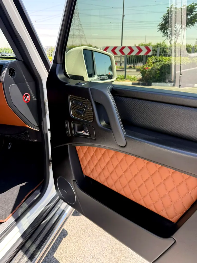 Mercedes-Benz G63 AMG 2016 | GCC Specs | No Accident | No Paint | Pristine Condition - Image 14