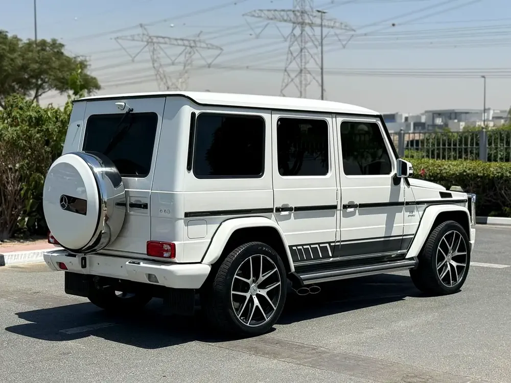 Mercedes-Benz G63 AMG 2016 | GCC Specs | No Accident | No Paint | Pristine Condition - Image 7