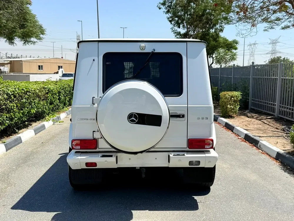 Mercedes-Benz G63 AMG 2016 | GCC Specs | No Accident | No Paint | Pristine Condition - Image 8