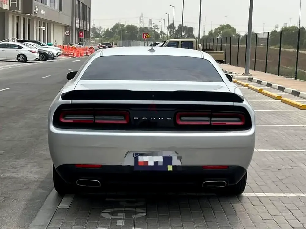 2020 Challenger SXT Coupe Full Option - Image 6