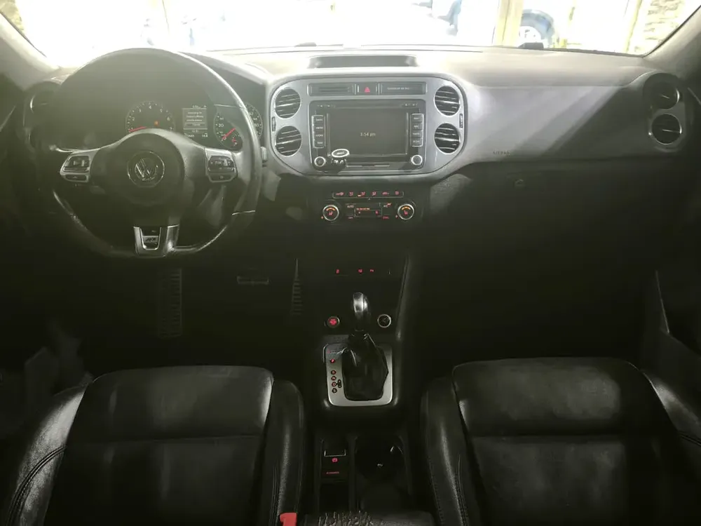 2.0 TSI . 4Motion . GCC Specs . Full Option - Image 11