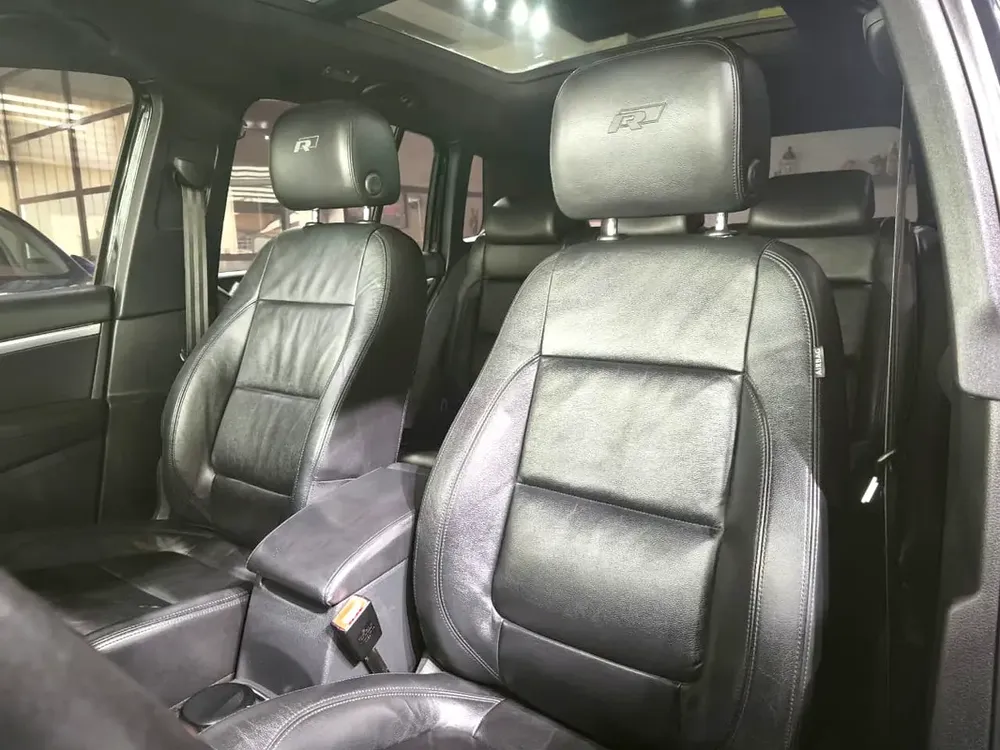 2.0 TSI . 4Motion . GCC Specs . Full Option - Image 14
