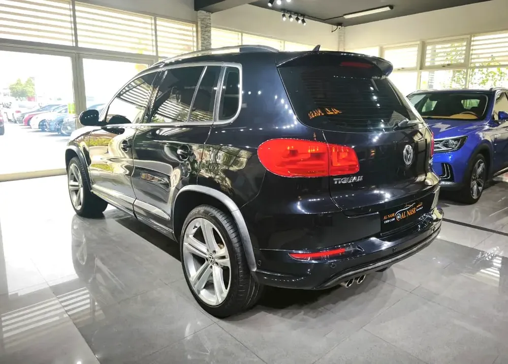2.0 TSI . 4Motion . GCC Specs . Full Option - Image 4