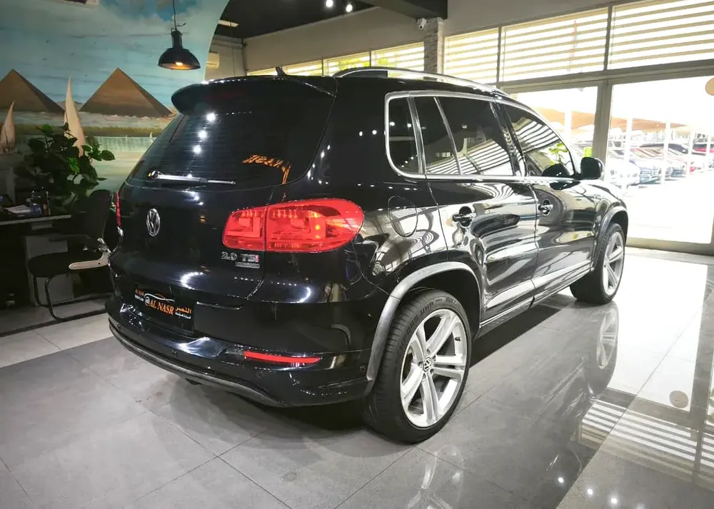 2.0 TSI . 4Motion . GCC Specs . Full Option - Image 6