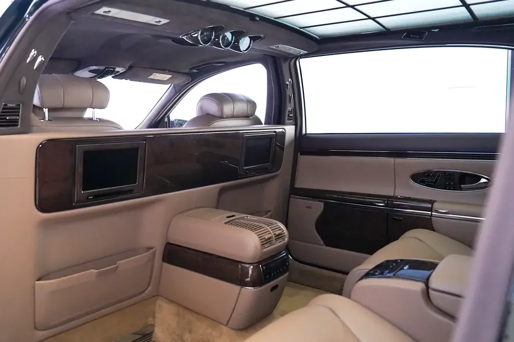 MAYBACH 62 S | PRIVACY SUITE | REAR ENTERTAINMENT | BOSE AUDIO | WARRANTY AVAILABLE - Image 11