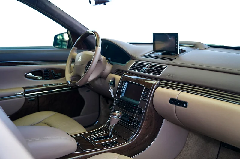 MAYBACH 62 S | PRIVACY SUITE | REAR ENTERTAINMENT | BOSE AUDIO | WARRANTY AVAILABLE - Image 17