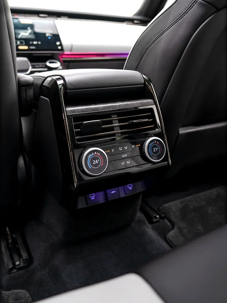 2023 Land Rover Range Rover Sport P530 ,First Edition, Warranty, Low Kms, 530 HP - Image 18