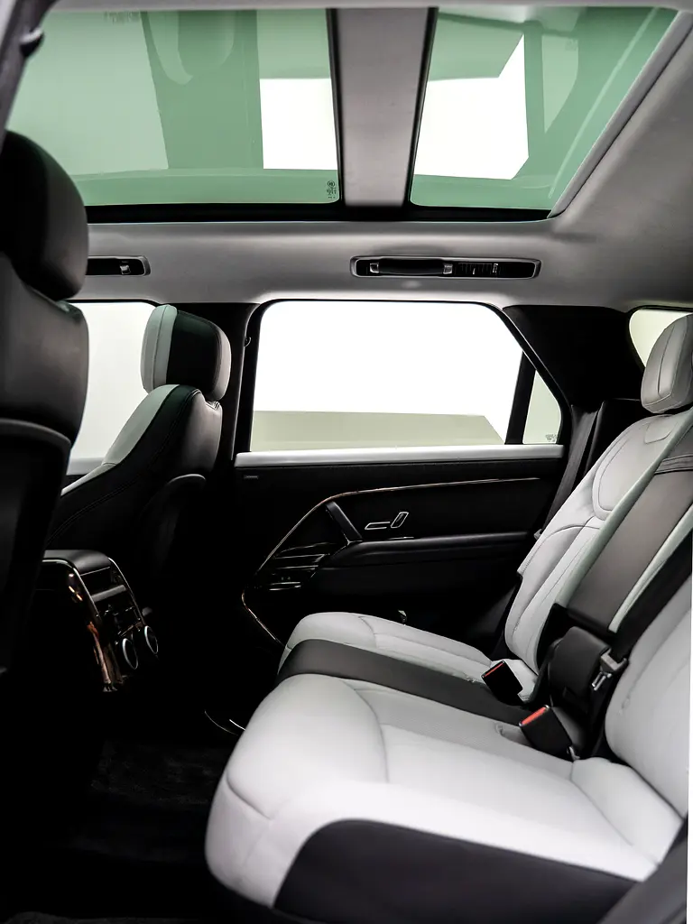 2023 Land Rover Range Rover Sport P530 ,First Edition, Warranty, Low Kms, 530 HP - Image 19
