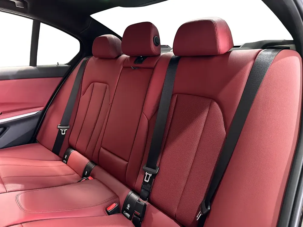 2,759/pm | 330 M Sport Pro | BMW Warranty and Service till 2028 - Image 11