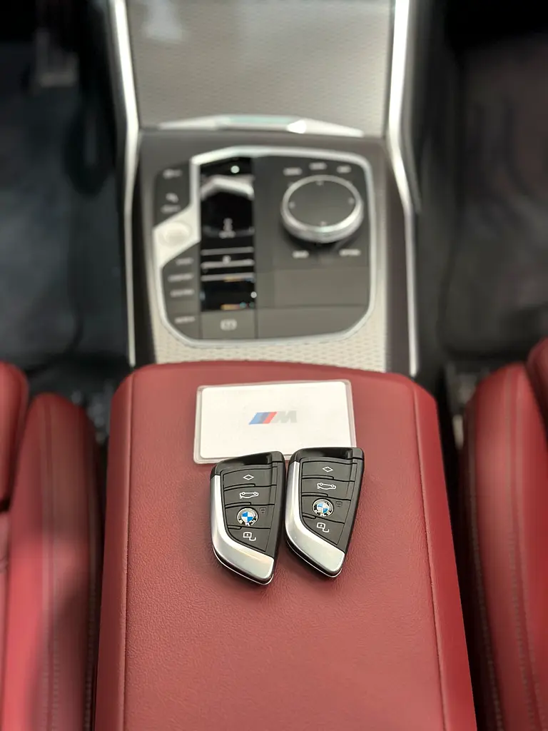 2,759/pm | 330 M Sport Pro | BMW Warranty and Service till 2028 - Image 15