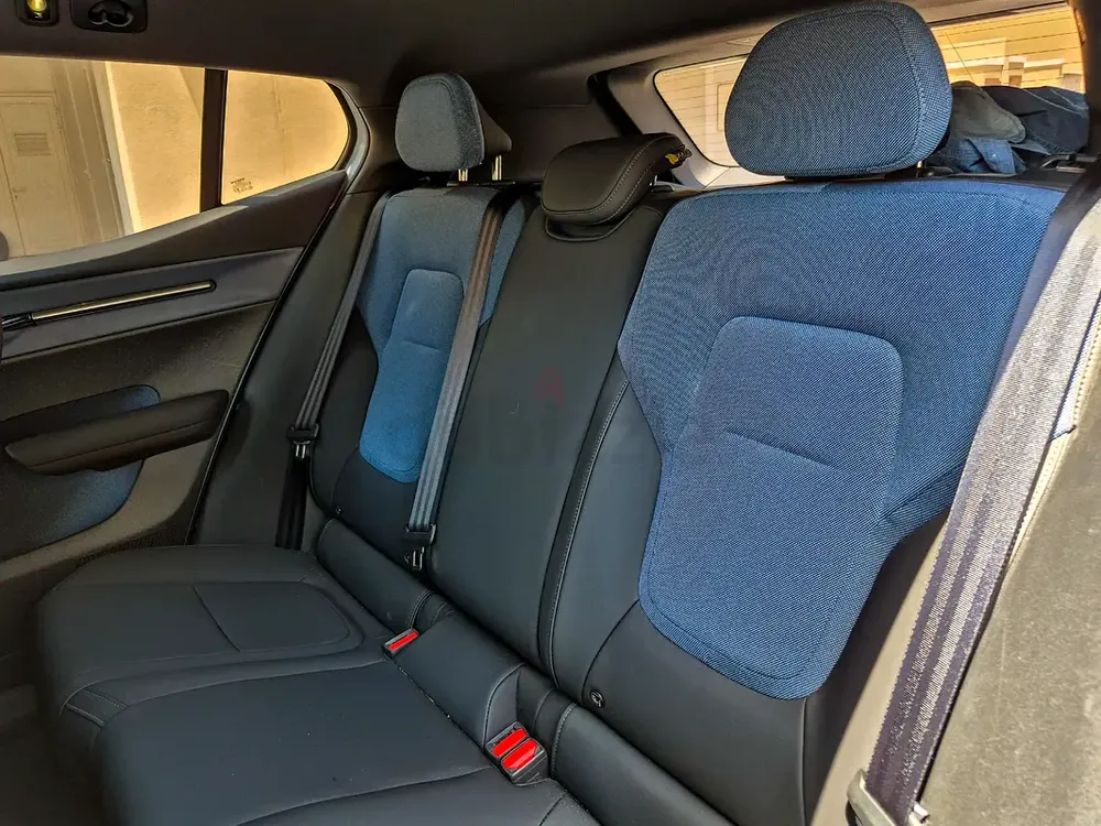 AED 1596/month | 2024 Volvo EX30  | GCC Specs | Ref#461877 - Image 12