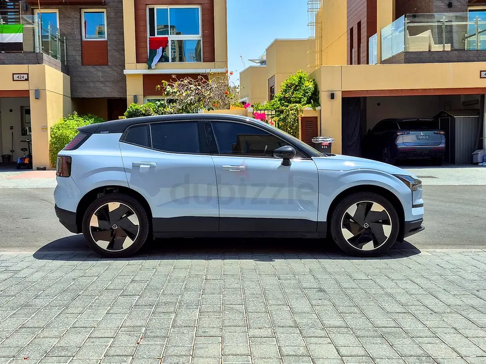 AED 1596/month | 2024 Volvo EX30  | GCC Specs | Ref#461877 - Image 4