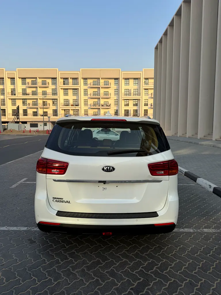 2020 Kia Grand Carnival - GCC Specs - Image 17