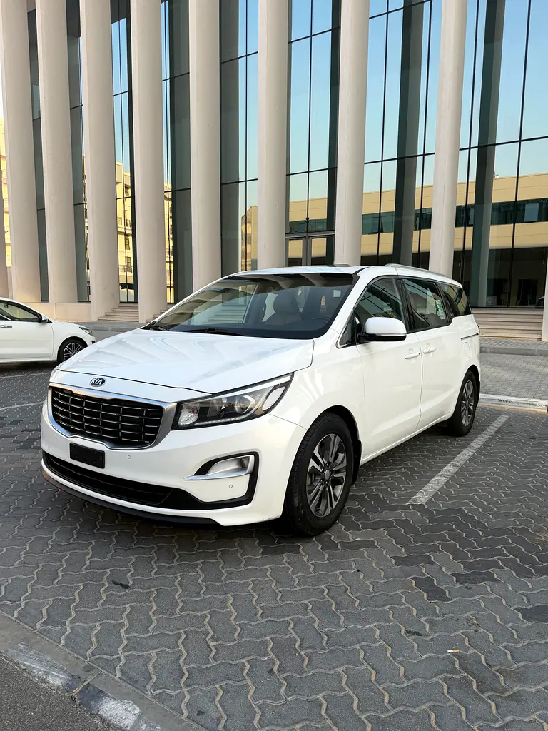 2020 Kia Grand Carnival - GCC Specs - Image 5