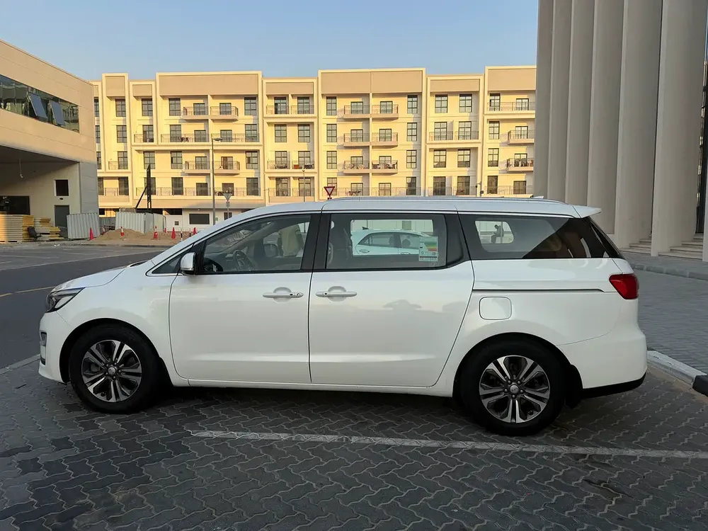 2020 Kia Grand Carnival - GCC Specs - Image 6