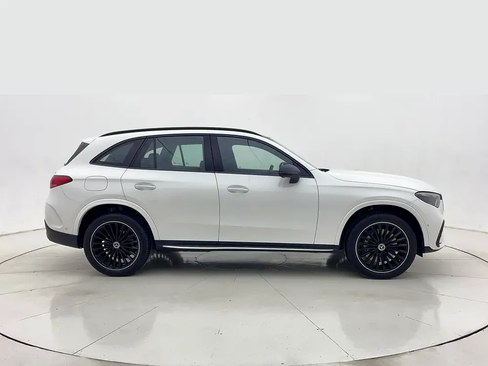 AED 3,738/month | Manufacturer Warranty | 30 Day Return | MERCEDES-BENZ GLC 200 2025 - Image 5