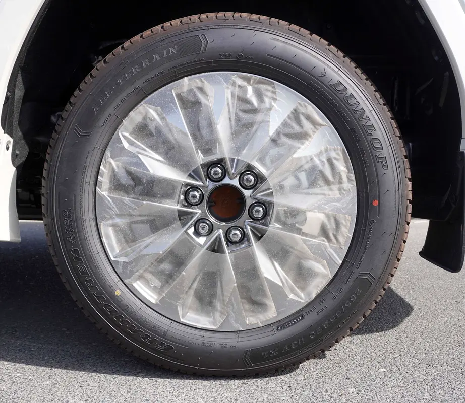 Toyota Land Cruiser 2026 GXR 4.0 GCC Specs With Radar - Image 5