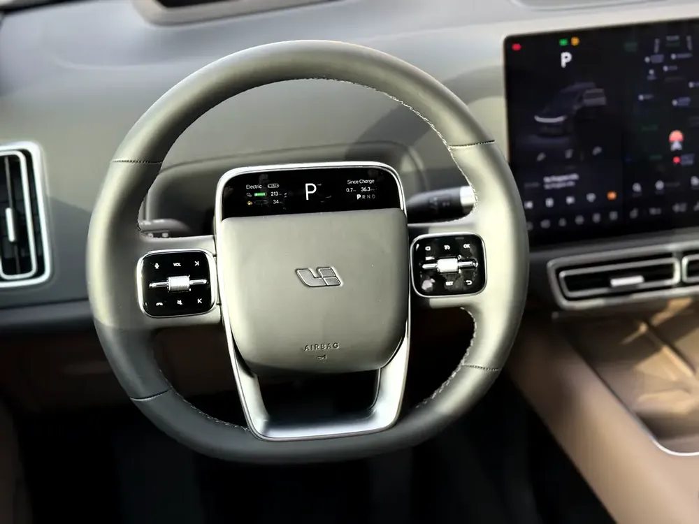 Li Auto L9 Ultra 2025 FACELIFT - Image 12