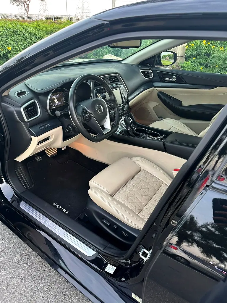 NISSAN MAXIMA SR FULL OPTION GCC SPECS SINGLE OWNER ORIGINAL PAINT - Image 10