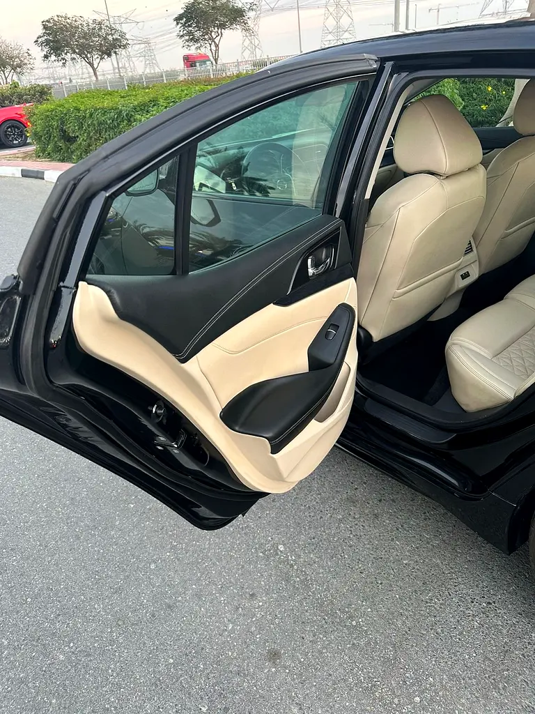 NISSAN MAXIMA SR FULL OPTION GCC SPECS SINGLE OWNER ORIGINAL PAINT - Image 16