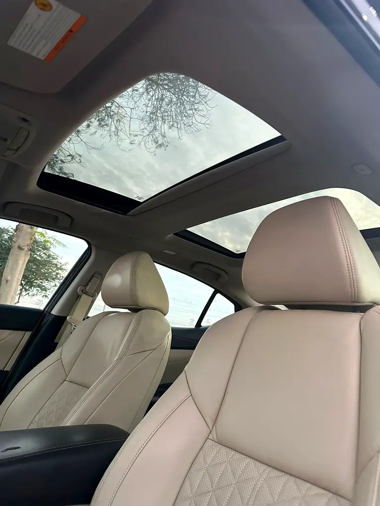 NISSAN MAXIMA SR FULL OPTION GCC SPECS SINGLE OWNER ORIGINAL PAINT - Image 19